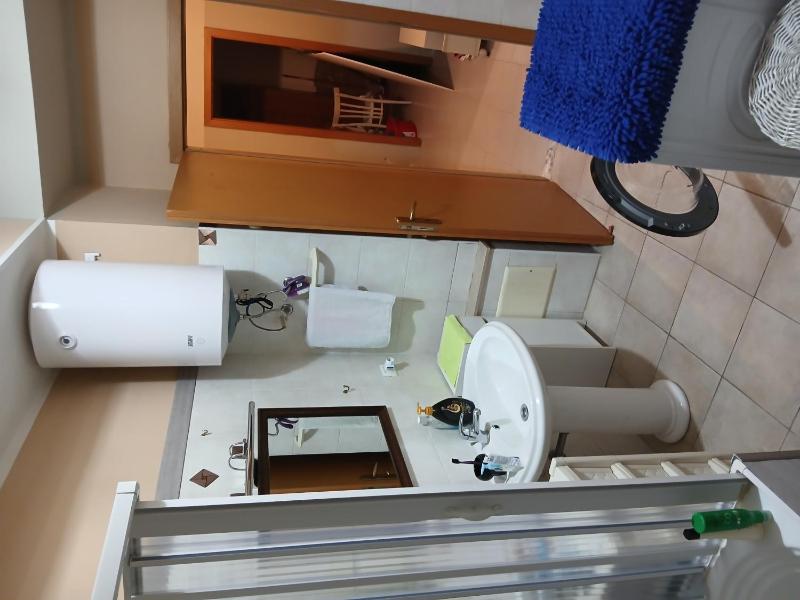 Near All Big Apartment - image 25