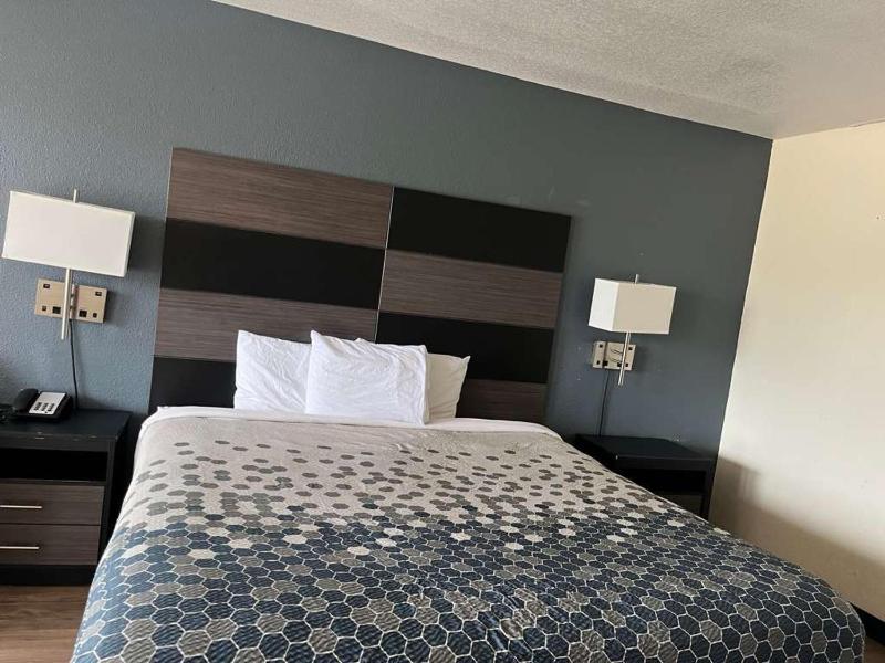 FairBridge Inn & Suites near Riverwalk - Alamo - image 10