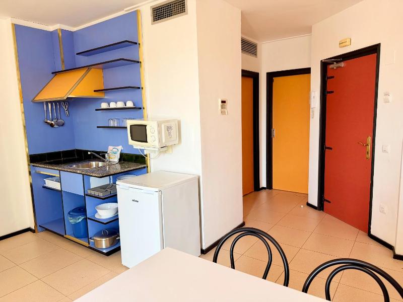Apartments Lloret Sun - image 7