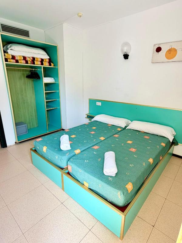 Apartments Lloret Sun - image 26