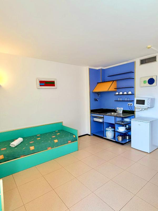 Apartments Lloret Sun - image 25