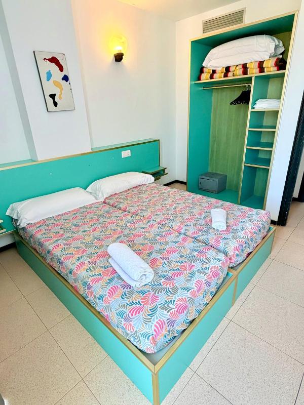 Apartments Lloret Sun - image 10