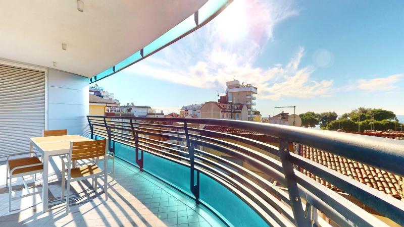 Tiziano apartment - image 14