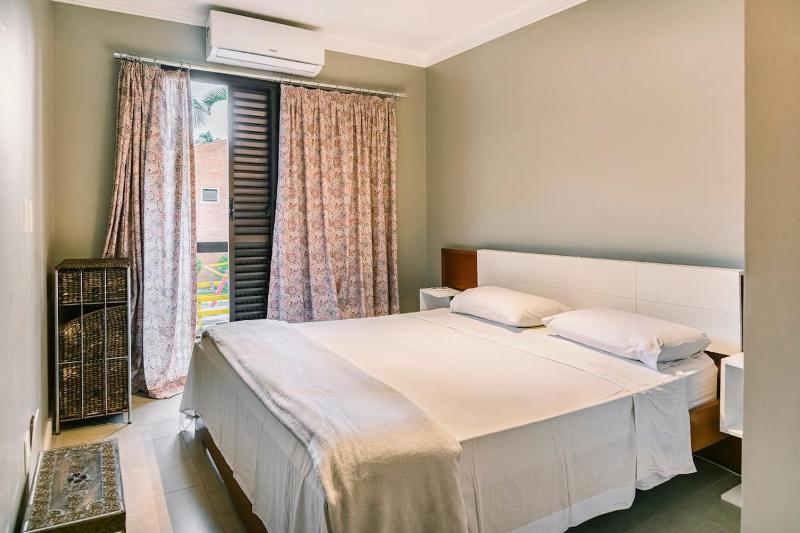 Casa em Condomínio 4 dorm Praia da Enseada em Ubatuba - image 32