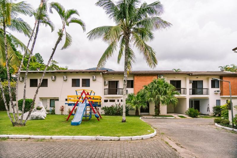 Casa em Condomínio 4 dorm Praia da Enseada em Ubatuba - image 36