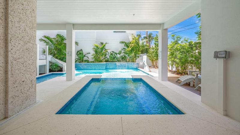 The Sun Deck - image 39