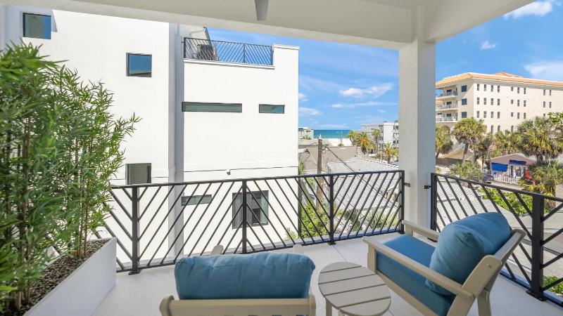 The Sun Deck - image 24
