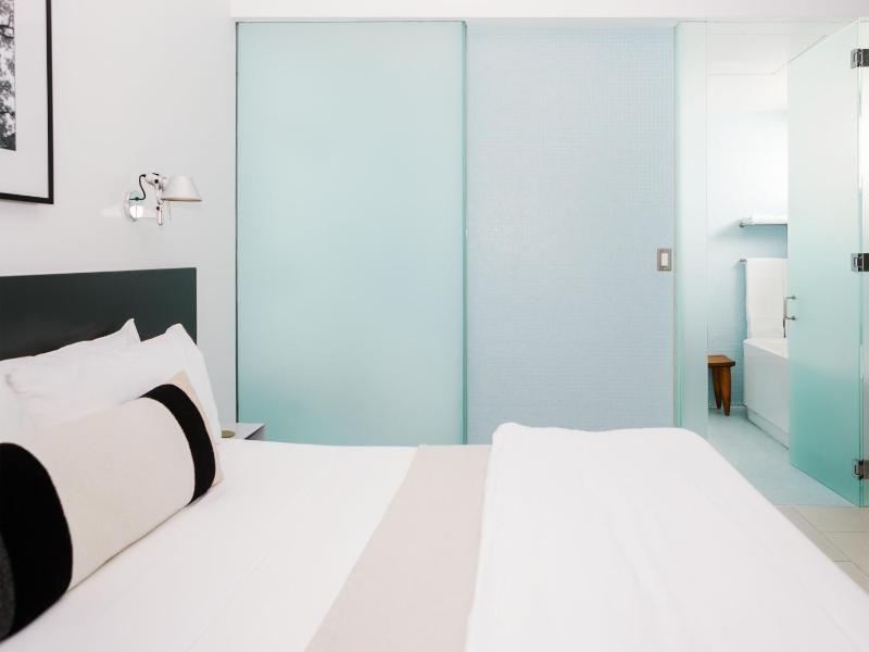 Frame Hotel - Treehouse - image 24