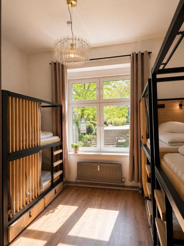 Berlin Sleep Club - image 12