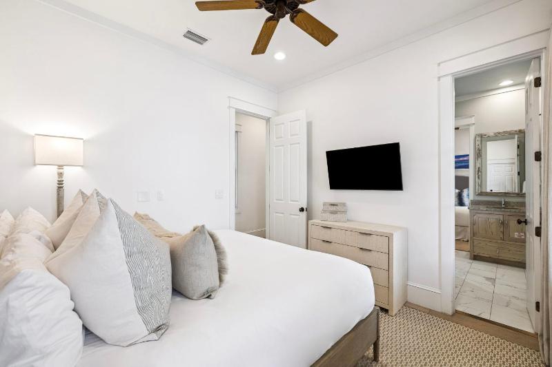 90 N Cartagena Main House by 30A Escapes - image 15