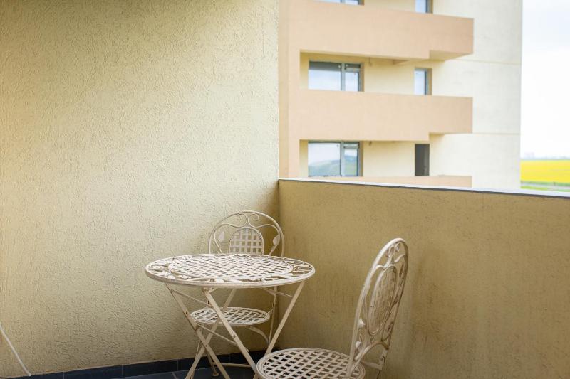 Luxury Stay Tomis Plus Constanta - image 15