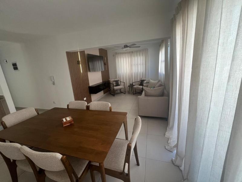 Minutes from beach and excursions! - image 2