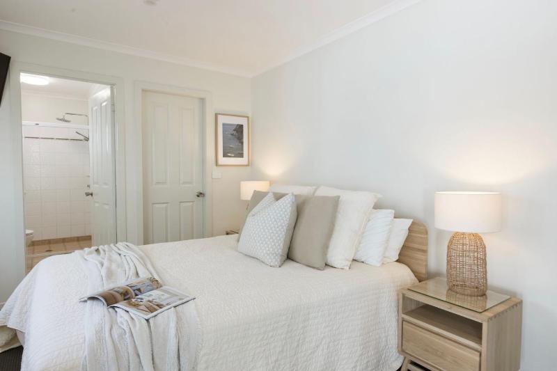 Blue Pacific 3 - Ocean Views & Swimming Pool - Holiday Yamba - image 15