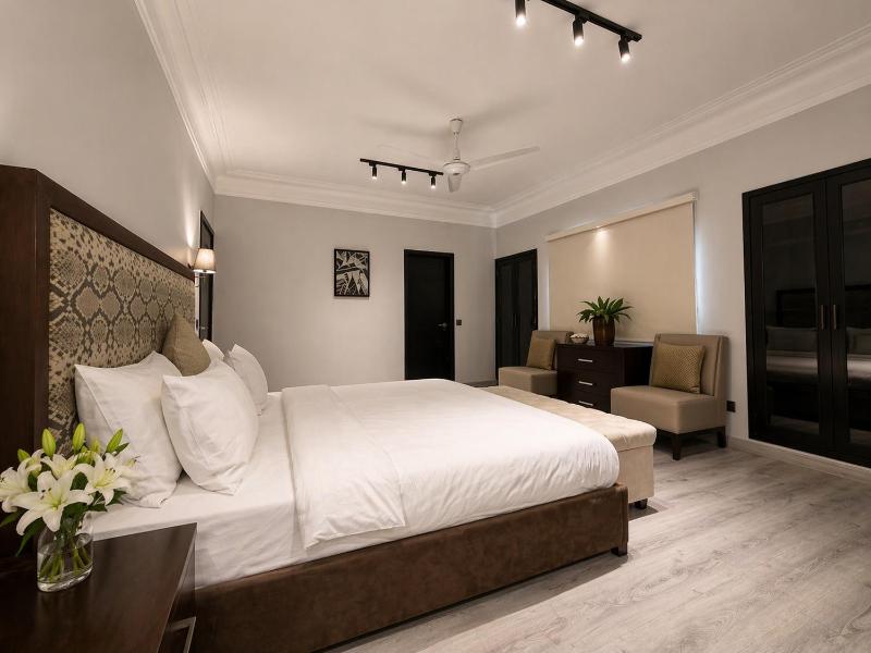 Ghumo x Bahadurabad Aga Khan Hospital - Two Bedroom Family Apartment - image 8