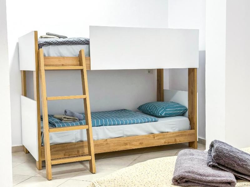505 Sunray Apartment - image 8