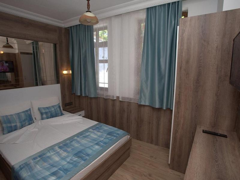 Oscar Boutique Hotel - image 12