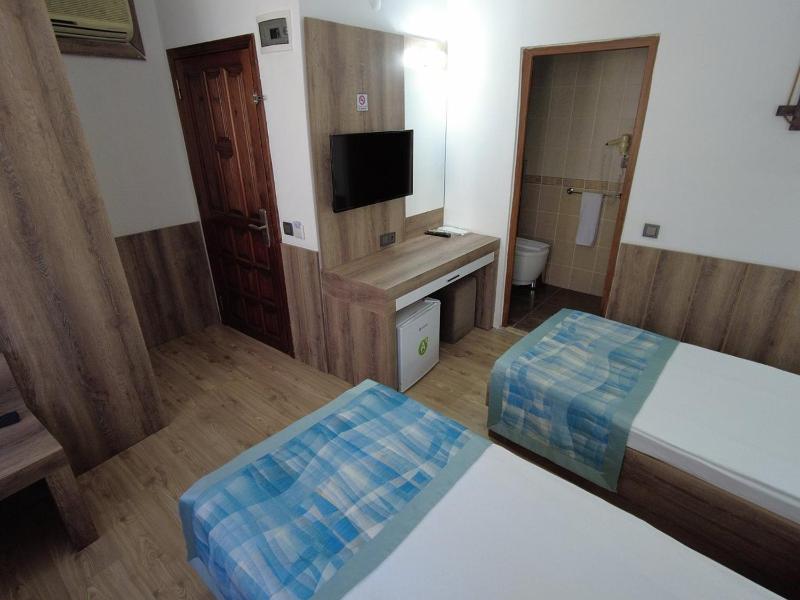 Oscar Boutique Hotel - image 13