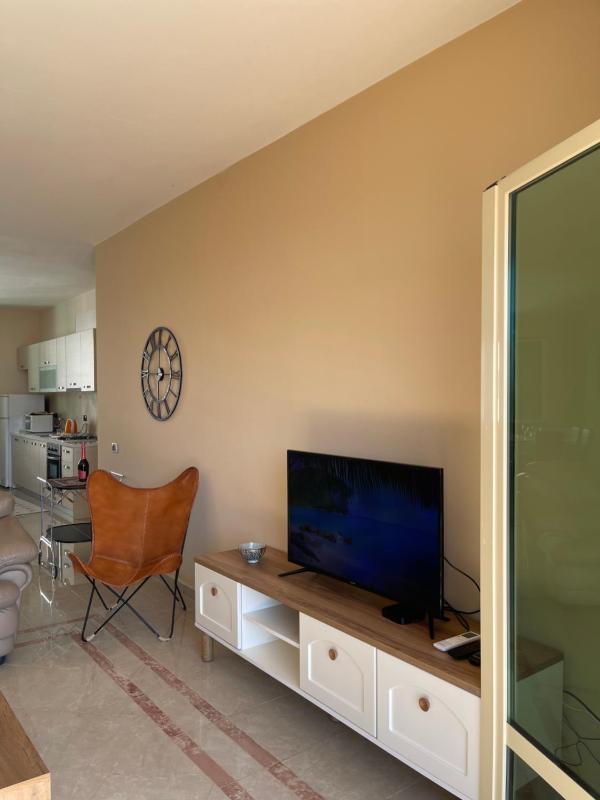 Vlore Seaview Penthouse - image 14