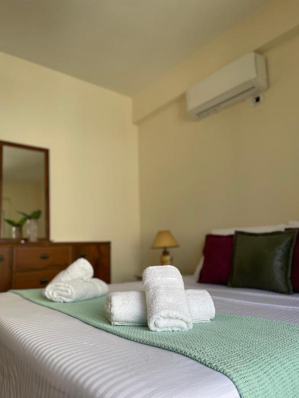 Vlore Seaview Penthouse - image 11