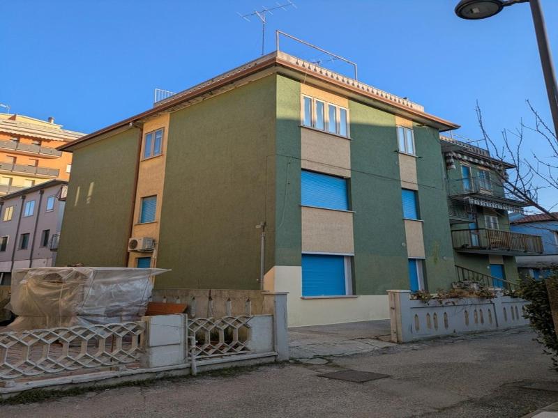 Caorle ground floor property near the sea - image 31