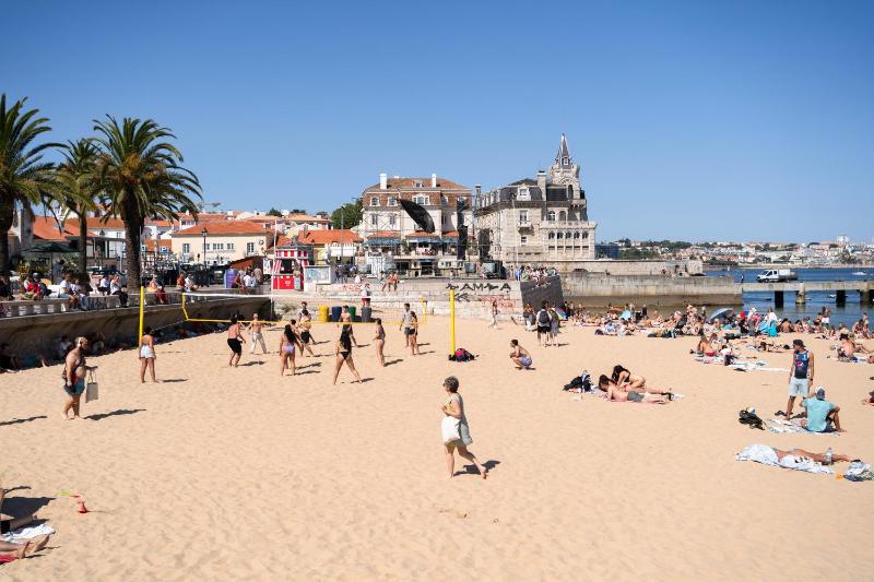 Cascais Escape Walk to Old Town & Beach wAC - image 37