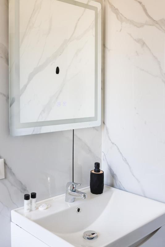 Shkoder City Center Rooms & Apartments - image 5