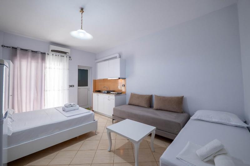 Villa Nomia - image 10