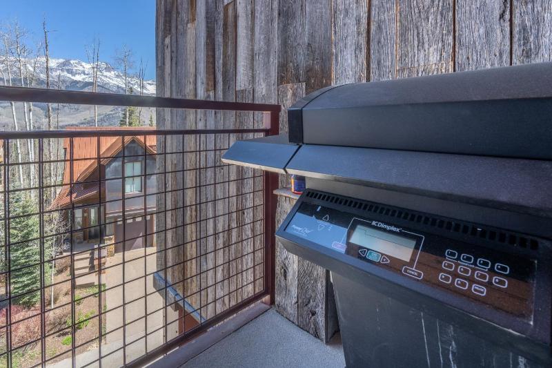Slopeside Reserve Condo - image 14