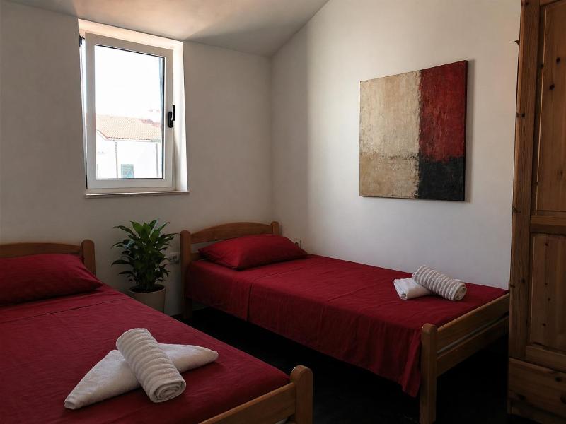 Sea HORIZON Apartments - image 11