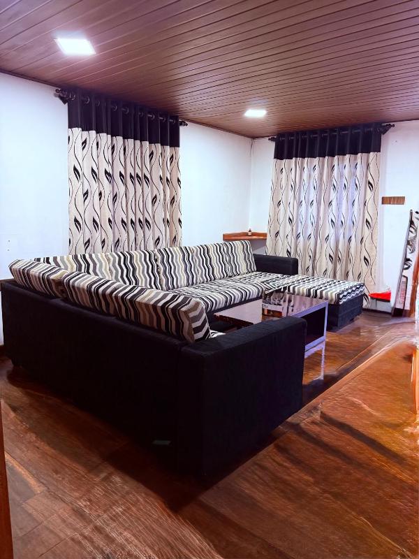 Leopard's Villa & hostel - image 8
