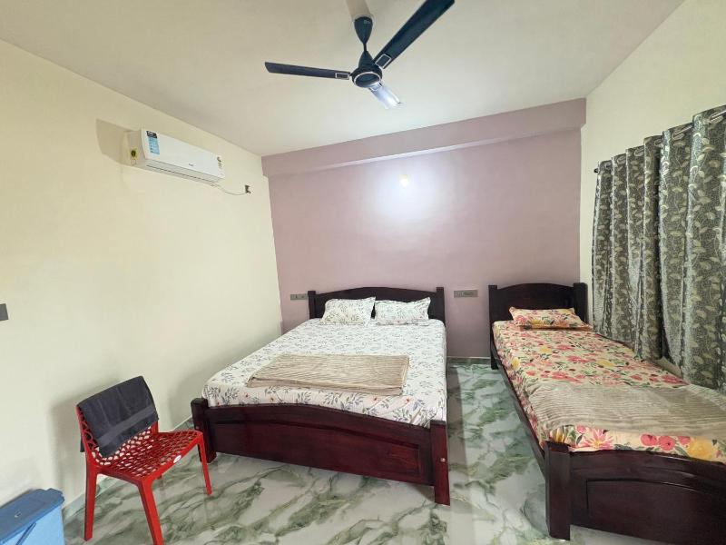 Mani Homestay Hampi - image 16