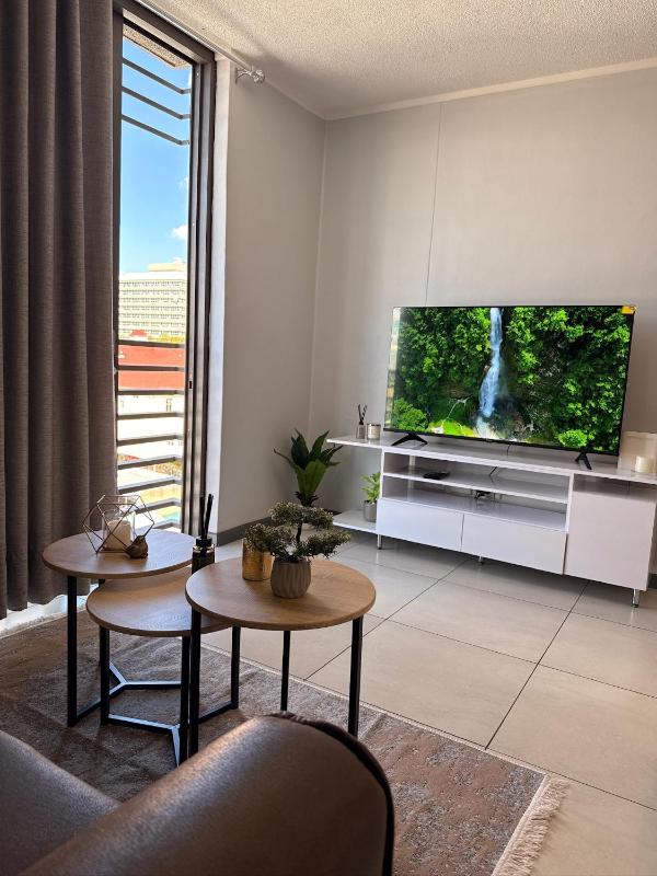 Luxury CBD studio apartment - image 15