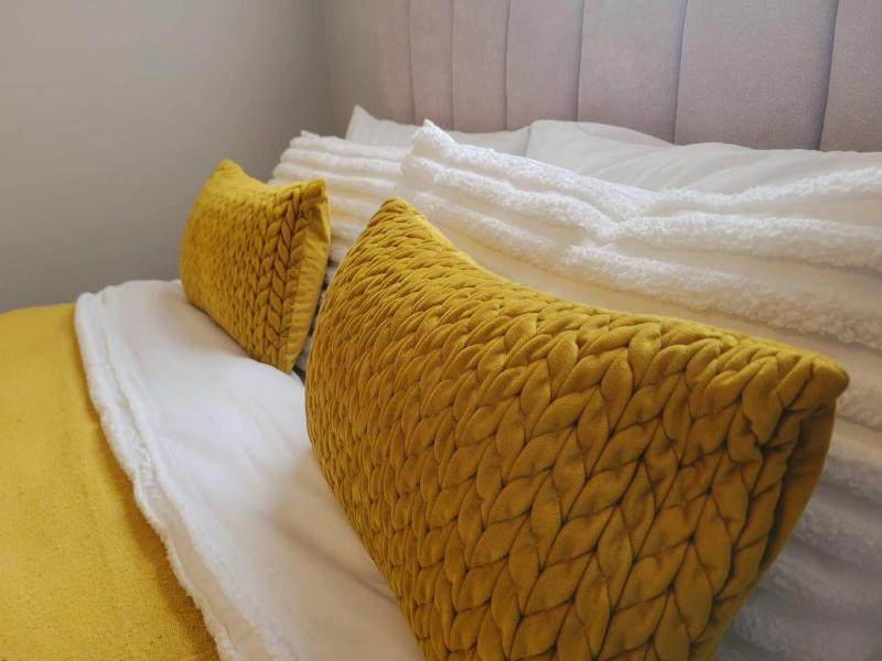 Cozy 1-Bed in Midrand - image 11