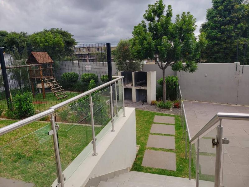 Cozy 1-Bed in Midrand - image 6