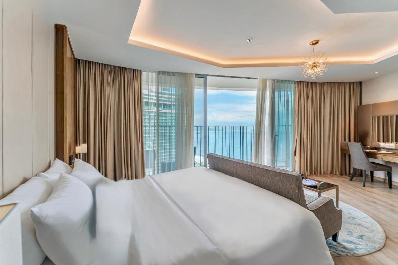 Harry Luxury Condotel Panorama - image 23