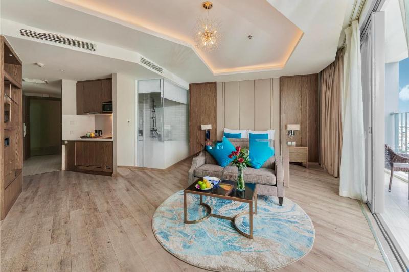 Harry Luxury Condotel Panorama - image 9