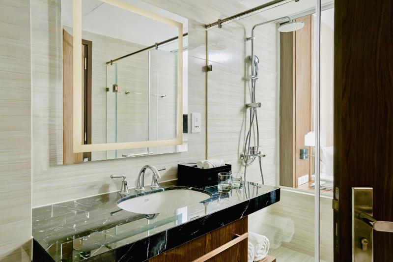 Harry Luxury Condotel Panorama - image 20