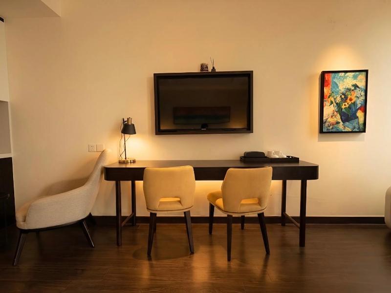 The Sapphire Ha Long - Ocean View Apartment - Pool - image 3