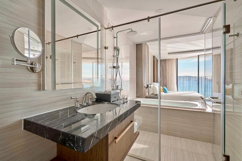 Harry Luxury Condotel Panorama - image 5