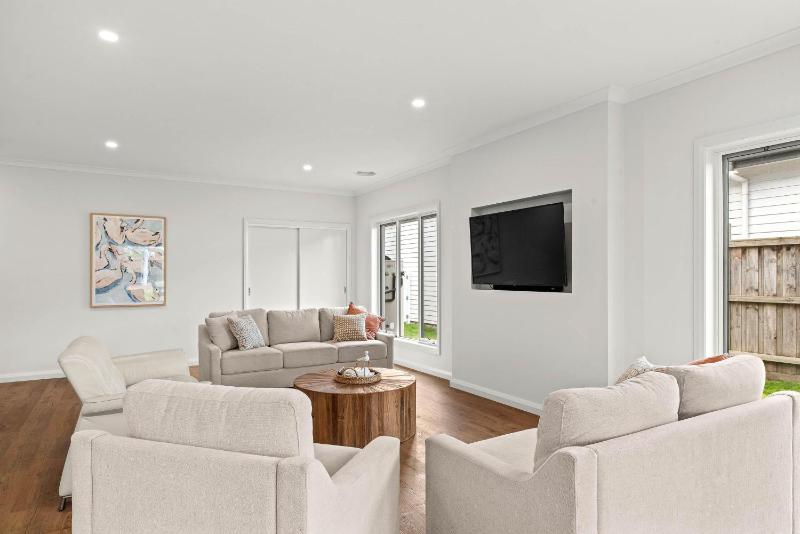 Luxury Beach House Cowes - image 21