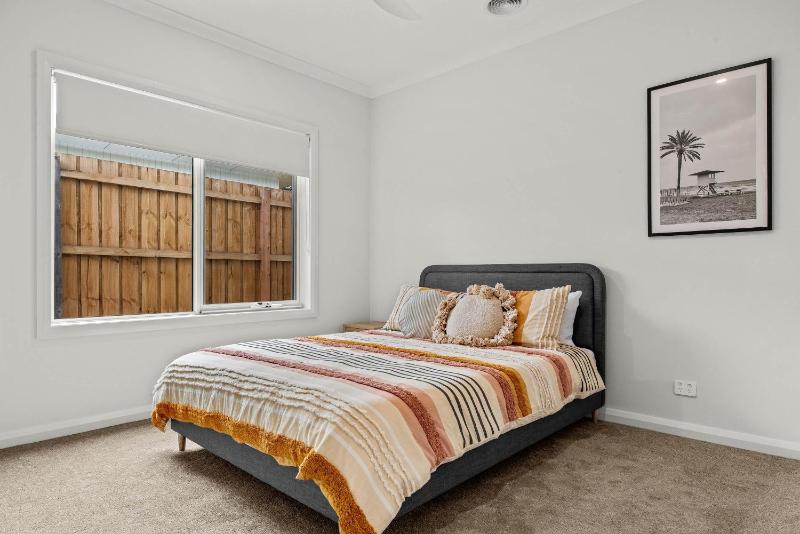 Luxury Beach House Cowes - image 4