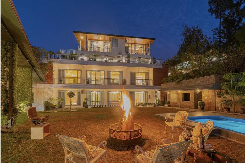 Aykon Villa Estate Best Luxury Villa In Kasauli - image 34