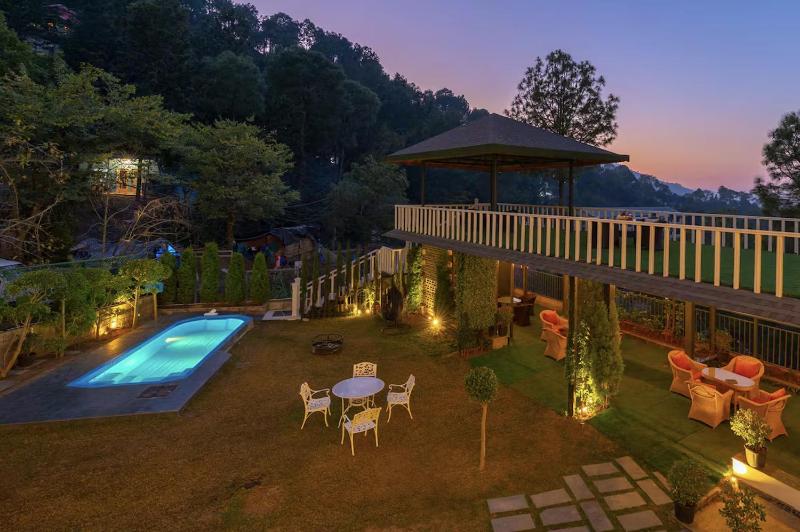 Aykon Villa Estate Best Luxury Villa In Kasauli - image 16