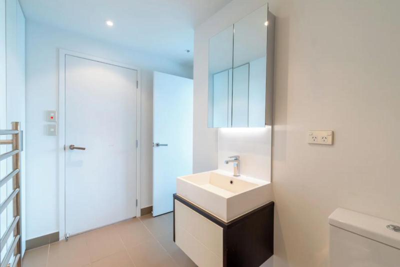 Skytower View 2 Bedroom Apartment Auckland CBD - image 13