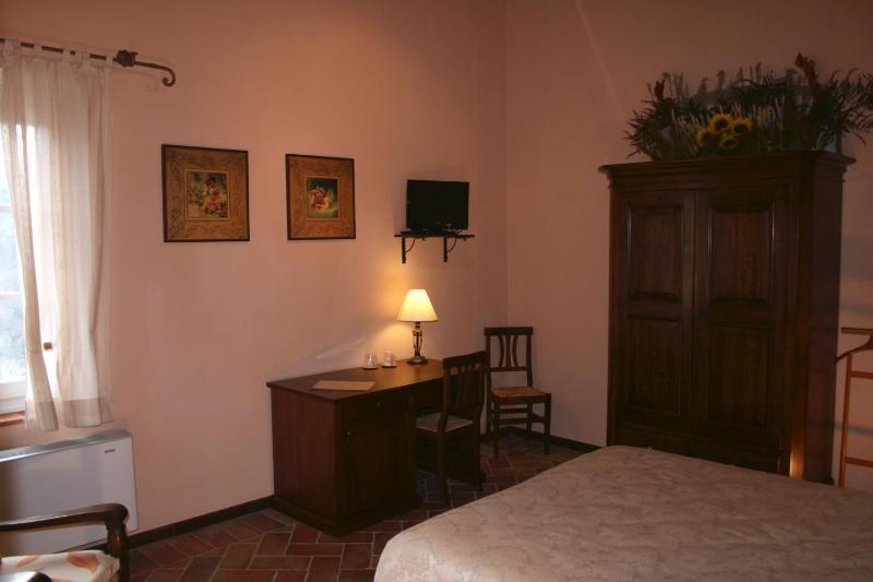 Standard Double or Twin Room image 2