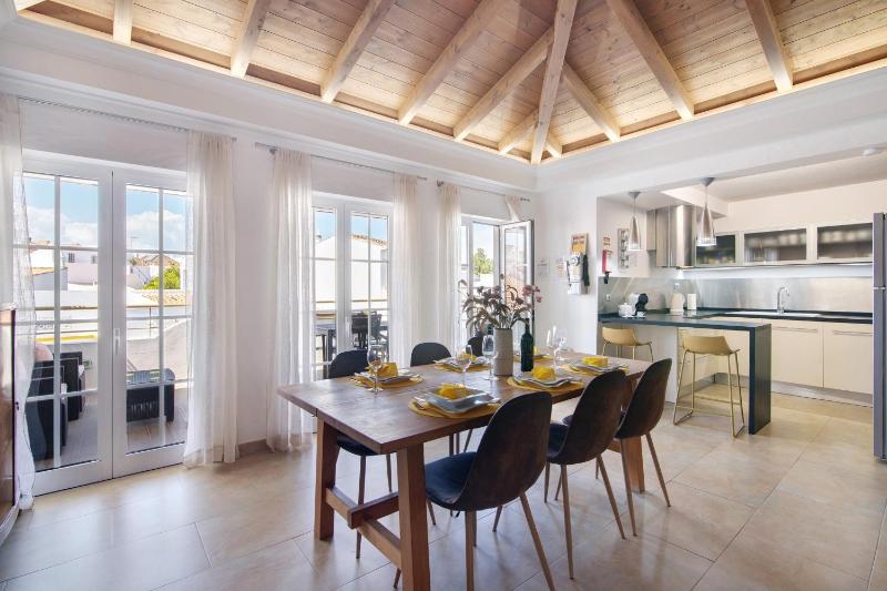 Flor de Sol House - image 13