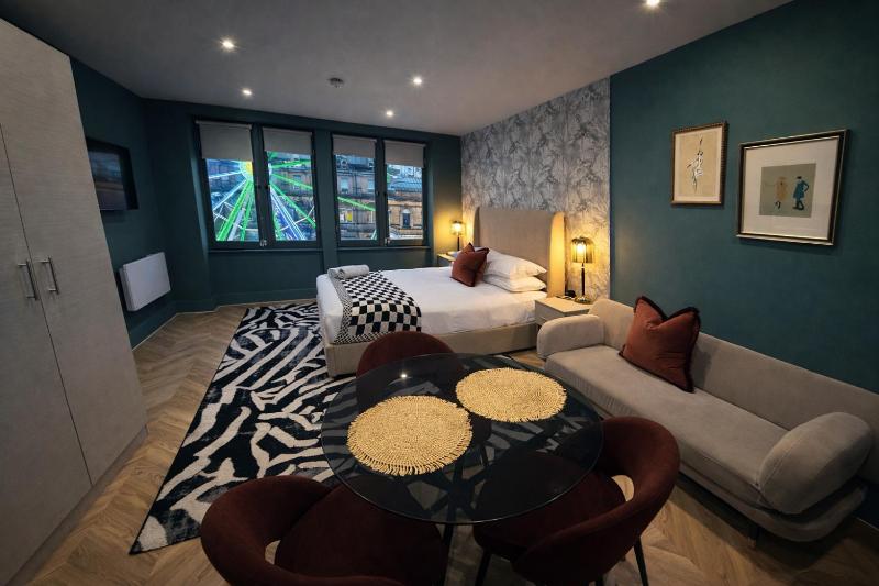 PrimeDeluxe Aparthotel - image 16