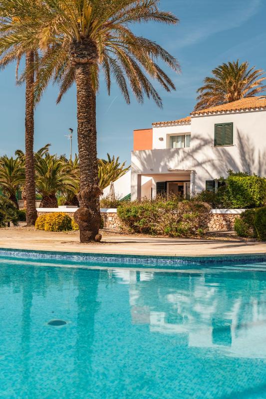 Caleta de mar - bajo con terraza piscina y pádel - image 22