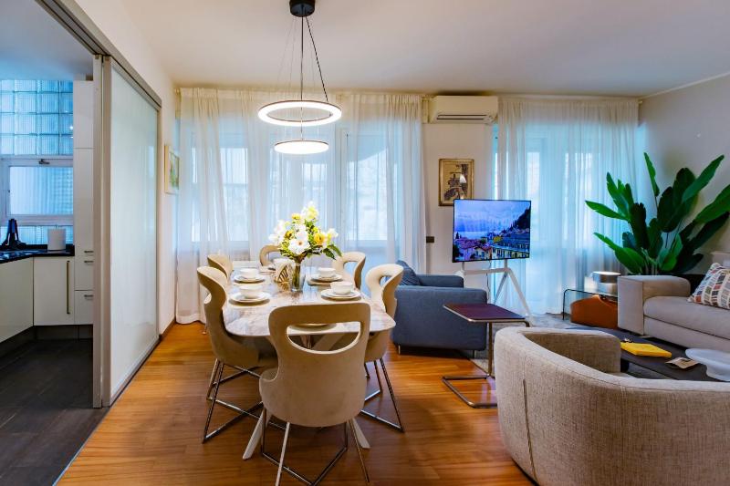 Como Prestige Centro Apartment By Icon7 Luxury - image 8