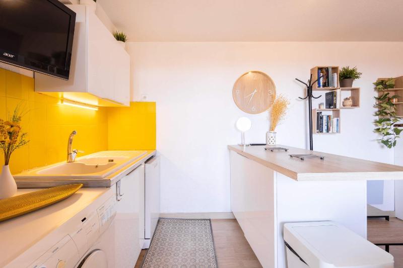 beautiful & cosy flat only 5min - image 16